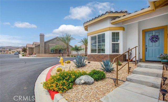 7397 Village Way, Yucca Valley, CA 92284