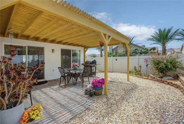 7397 Village Way, Yucca Valley, CA 92284