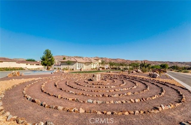 7397 Village Way, Yucca Valley, CA 92284