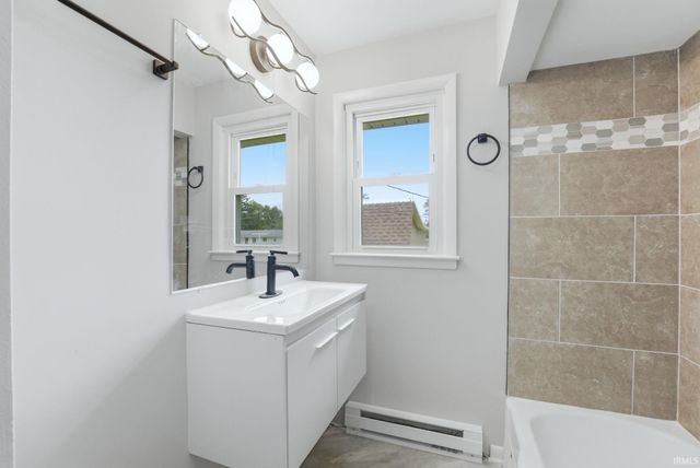 9075 E Orchard Lane, Churubusco, IN 46723