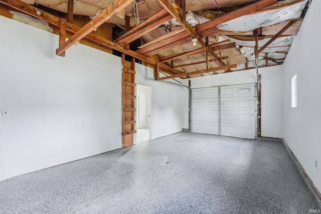 9075 E Orchard Lane, Churubusco, IN 46723