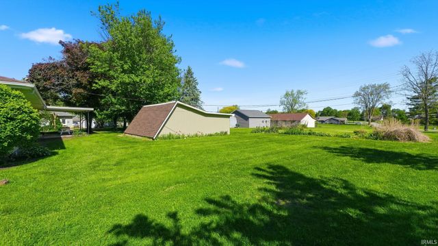 9075 E Orchard Lane, Churubusco, IN 46723
