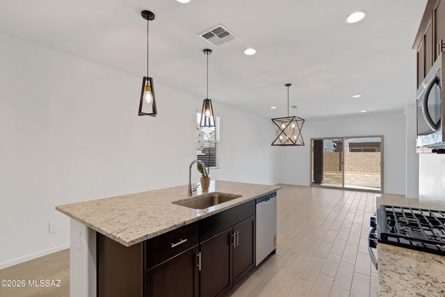 10342 W Granderson Street, Marana, AZ 85653