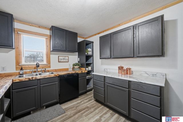 7132 Burlington Avenue, Lincoln, NE 68507