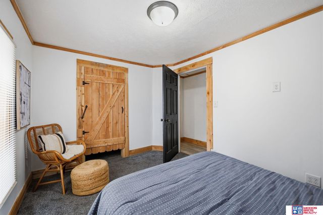 7132 Burlington Avenue, Lincoln, NE 68507