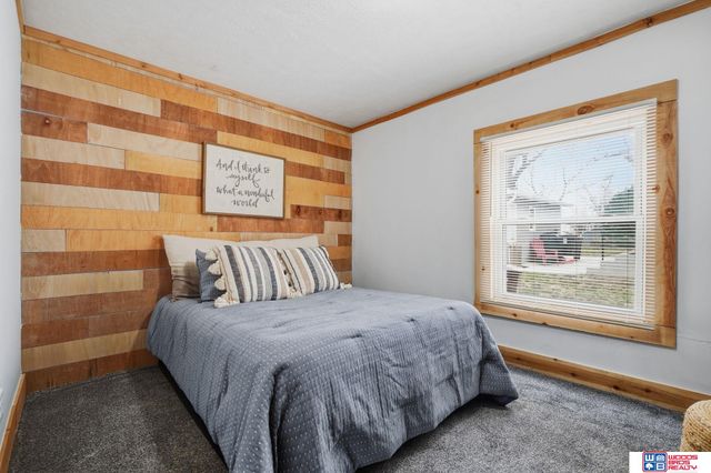 7132 Burlington Avenue, Lincoln, NE 68507