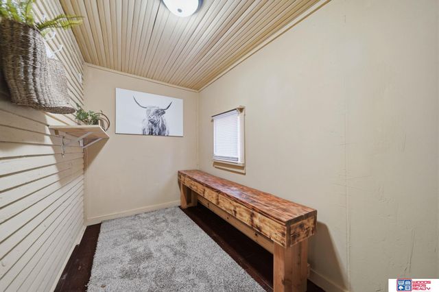 7132 Burlington Avenue, Lincoln, NE 68507