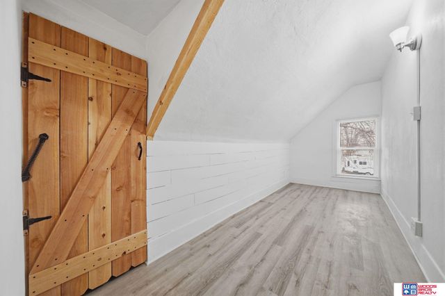 7132 Burlington Avenue, Lincoln, NE 68507