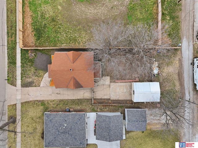 7132 Burlington Avenue, Lincoln, NE 68507