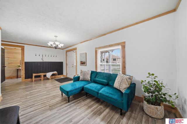 7132 Burlington Avenue, Lincoln, NE 68507