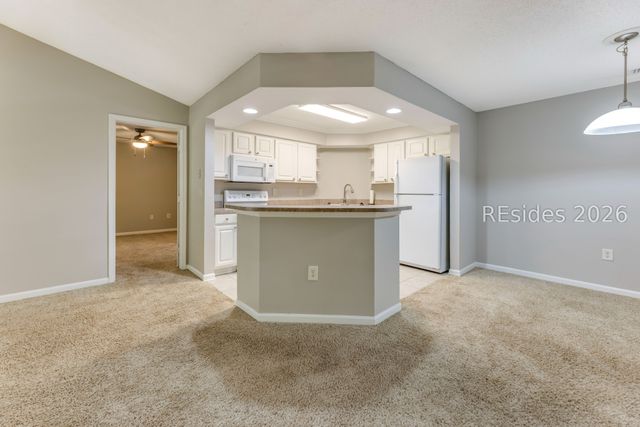 380 Marshland Rd Apt B21, Hilton Head Island, SC 29926