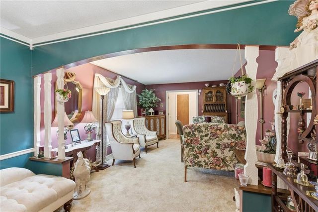 12912 Sycamore Avenue, Grandview, MO 64030