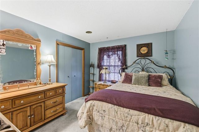 12912 Sycamore Avenue, Grandview, MO 64030