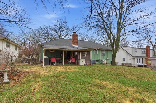 12912 Sycamore Avenue, Grandview, MO 64030