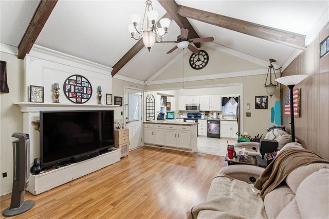 12912 Sycamore Avenue, Grandview, MO 64030