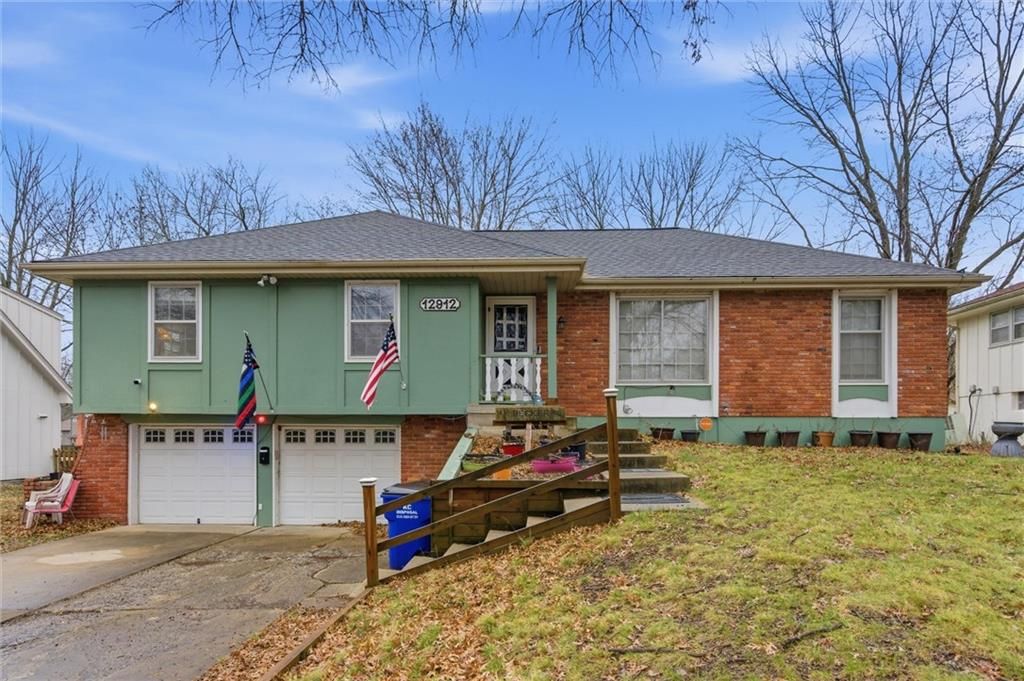 12912 Sycamore Avenue, Grandview, MO 64030