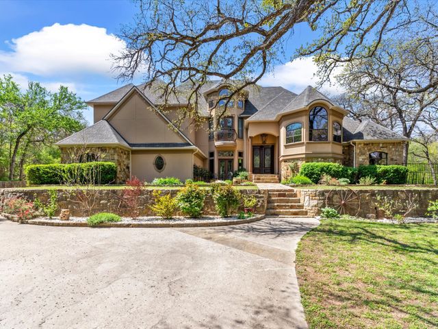 9A Eagle Point N, Azle, TX 76020