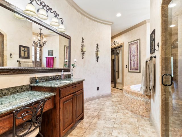 9A Eagle Point N, Azle, TX 76020