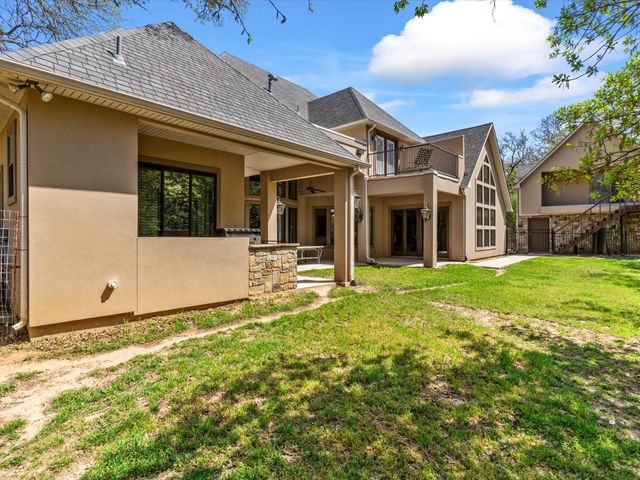 9A Eagle Point N, Azle, TX 76020