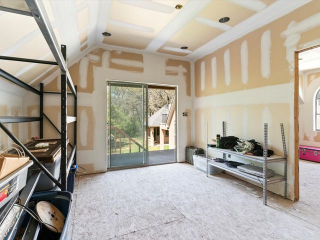 9A Eagle Point N, Azle, TX 76020