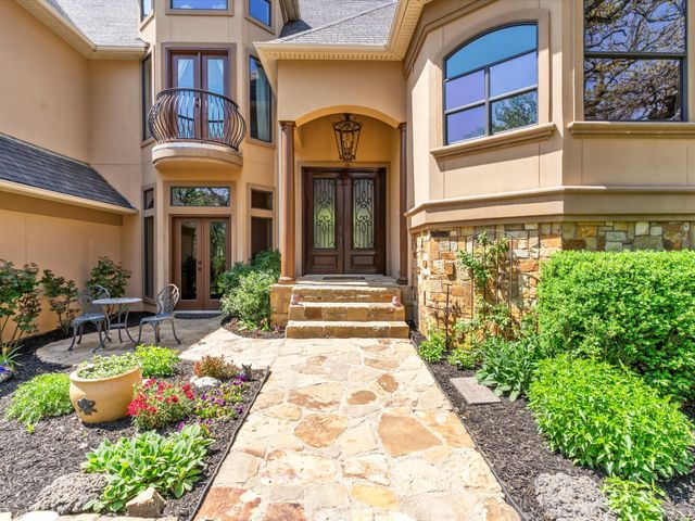 9A Eagle Point N, Azle, TX 76020