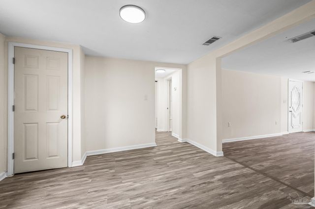 300 Rosalyn Way, Pensacola, FL 32505