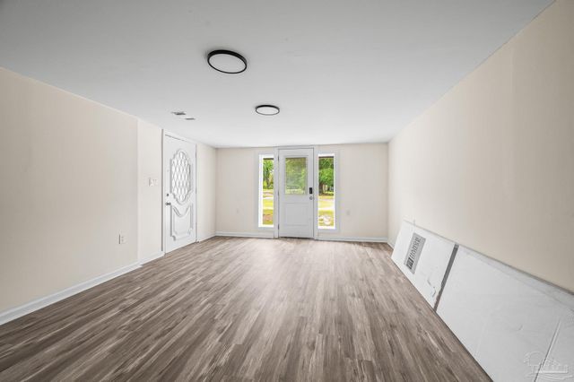 300 Rosalyn Way, Pensacola, FL 32505