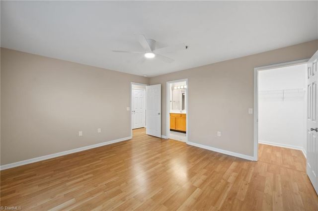 3712 Cotswold Avenue Y, Greensboro, NC 27410