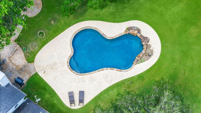 13502 E Brazos Bend Drive, Needville, TX 77461