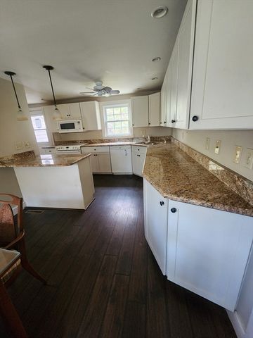 31 Tam-O-Shanter Way, Yarmouth, MA 02664