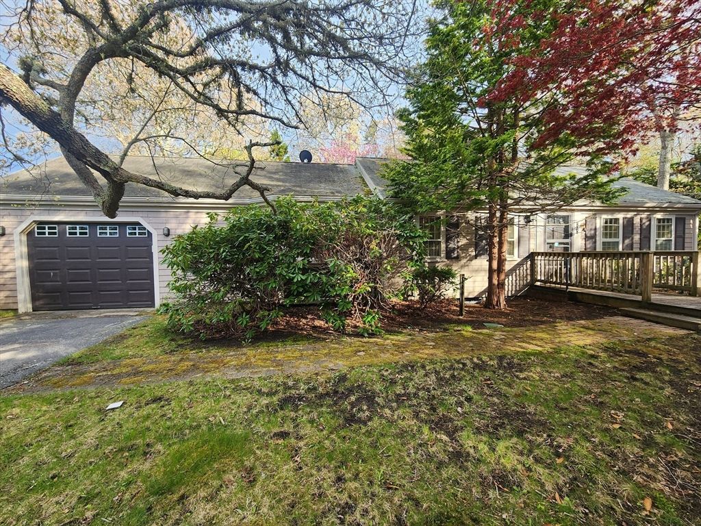 31 Tam-O-Shanter Way, Yarmouth, MA 02664