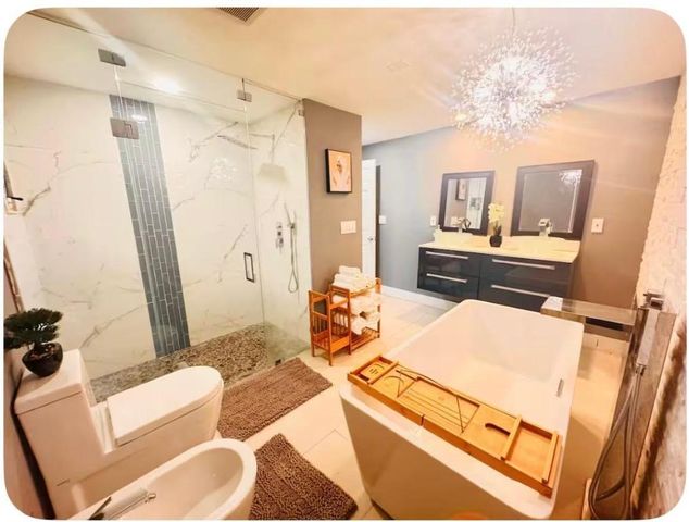 214 Westwood Circle E, West Palm Beach, FL 33411