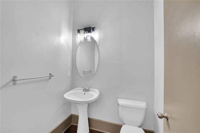 745 Fountainhead Lane 132, Atlanta, GA 30324