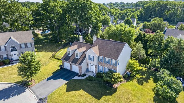 968 Rainbow Drive, Bethlehem City, PA 18017