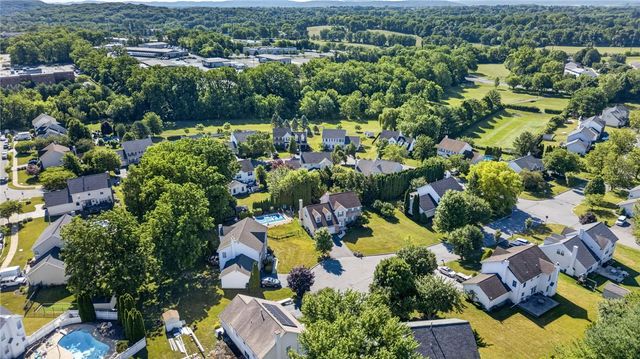 968 Rainbow Drive, Bethlehem City, PA 18017