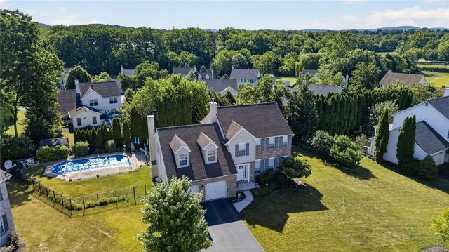 968 Rainbow Drive, Bethlehem City, PA 18017