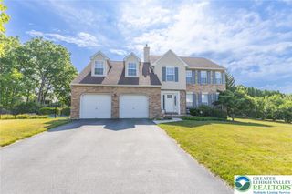 968 Rainbow Drive, Bethlehem City, PA 18017