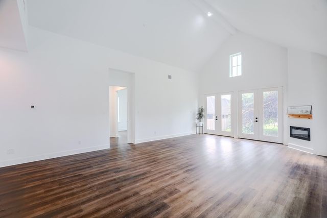32 Englewood Court, Montgomery, TX 77356