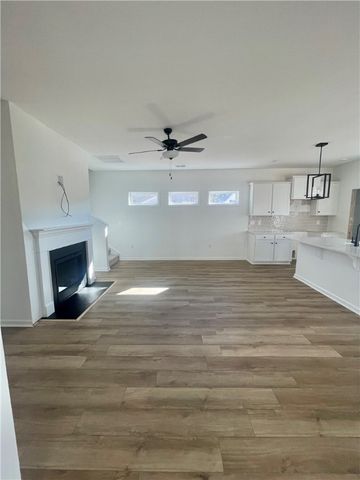 35 Halsey Street, Central, SC 29630