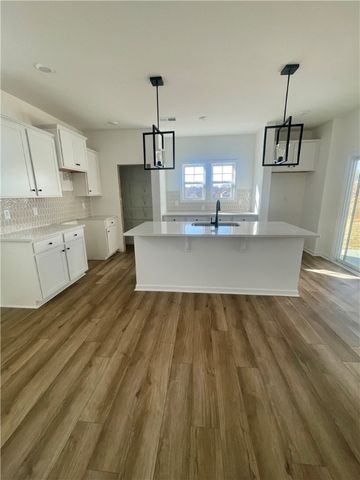 35 Halsey Street, Central, SC 29630