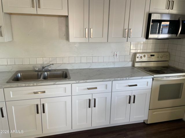 13705 N Pablo Street, El Mirage, AZ 85335