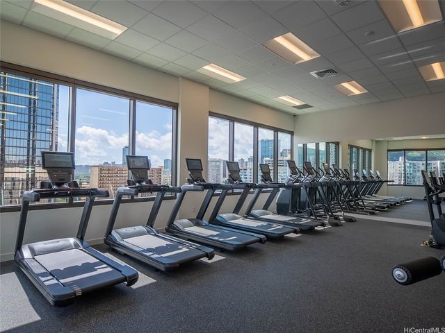 1515 Liona Street 2718, Honolulu, HI 96814