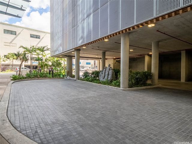 1515 Liona Street 2718, Honolulu, HI 96814