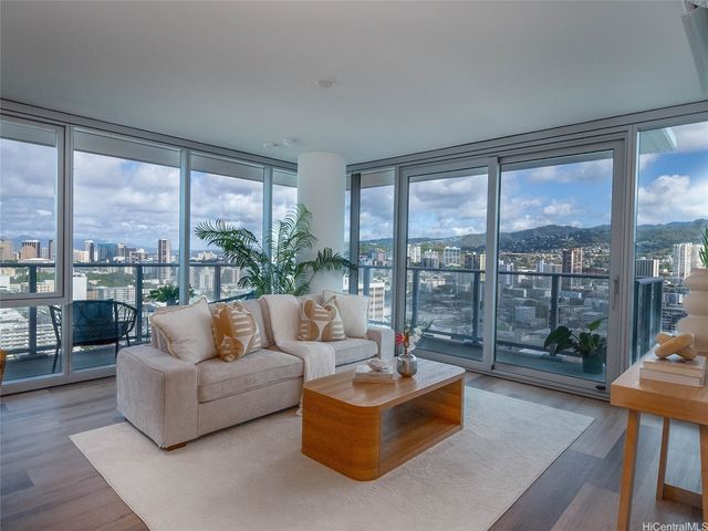 1515 Liona Street 2718, Honolulu, HI 96814