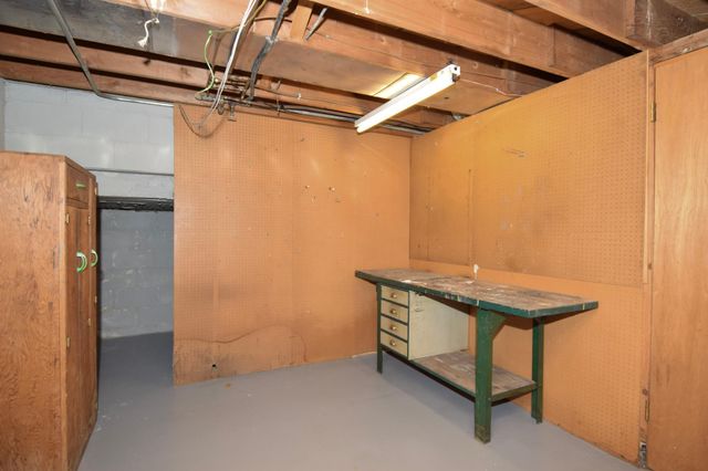 1864 Albert Street N, Falcon Heights, MN 55113