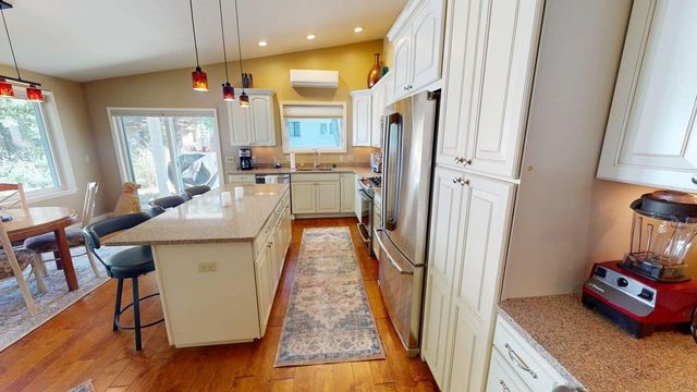 10869 W Higgins Lake Drive, Roscommon, MI 48653