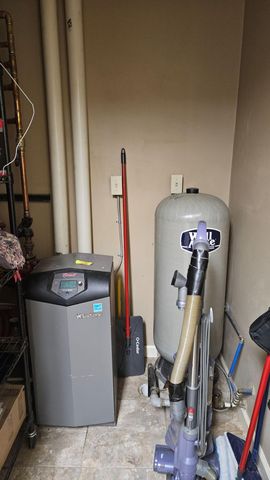 10869 W Higgins Lake Drive, Roscommon, MI 48653