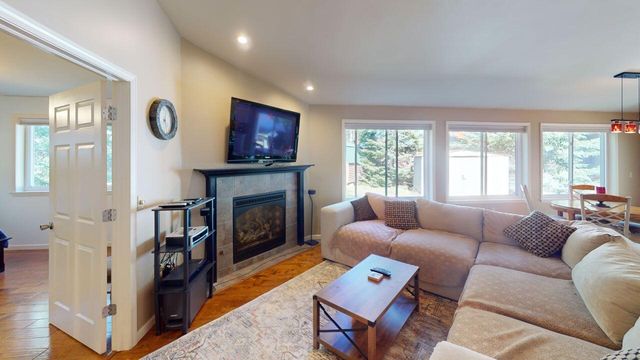 10869 W Higgins Lake Drive, Roscommon, MI 48653