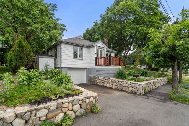 15 Judkins Rd, Medford, MA 02155