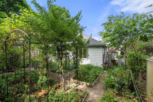 15 Judkins Rd, Medford, MA 02155